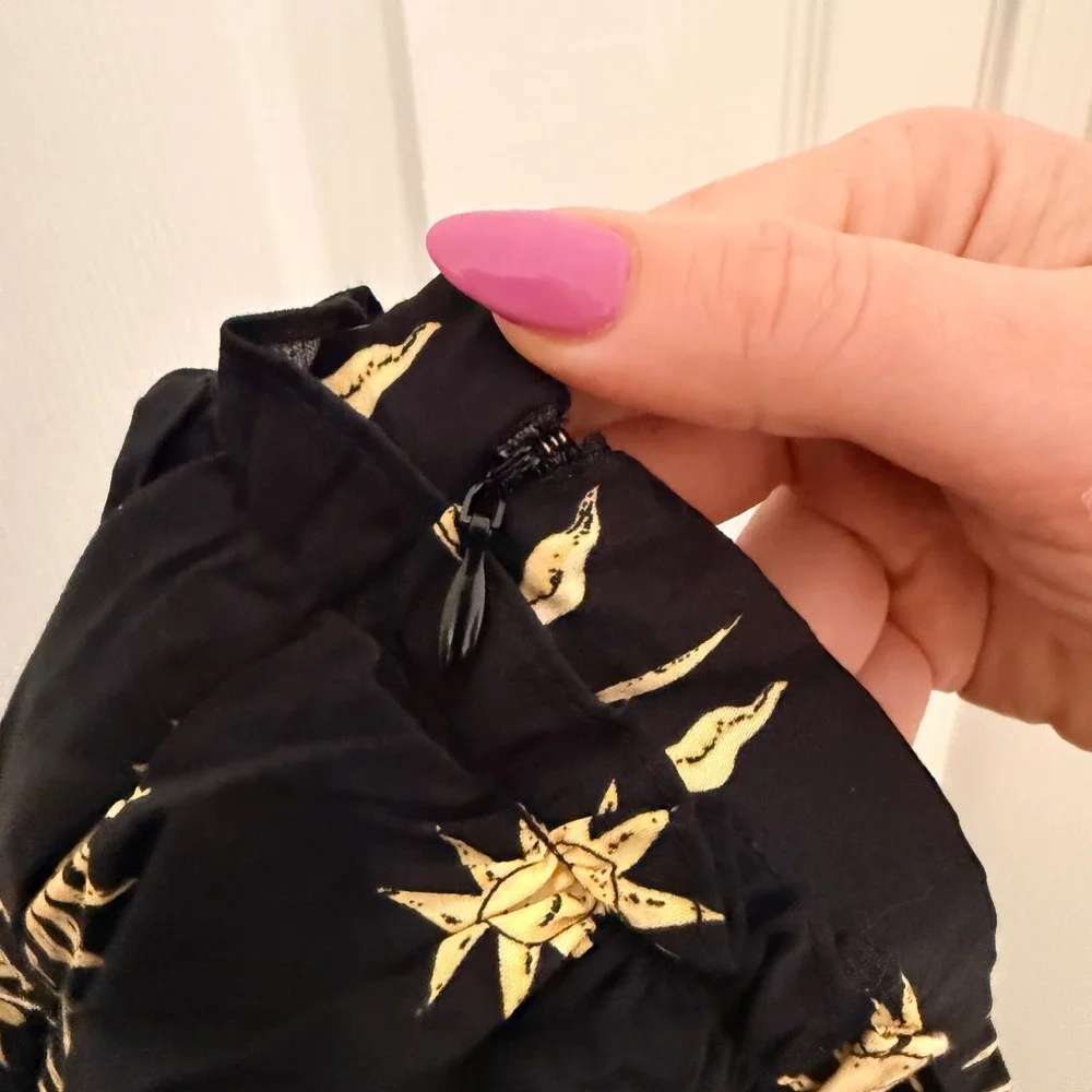 ModCloth Sun Celestial Print‎ Cotton A-Line Skirt Black Yellow Paperbag Waist 2